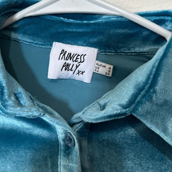 Button down - Picture 2 of 2